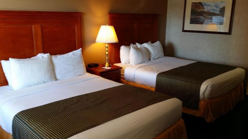 Ramada By Wyndham East Hotel